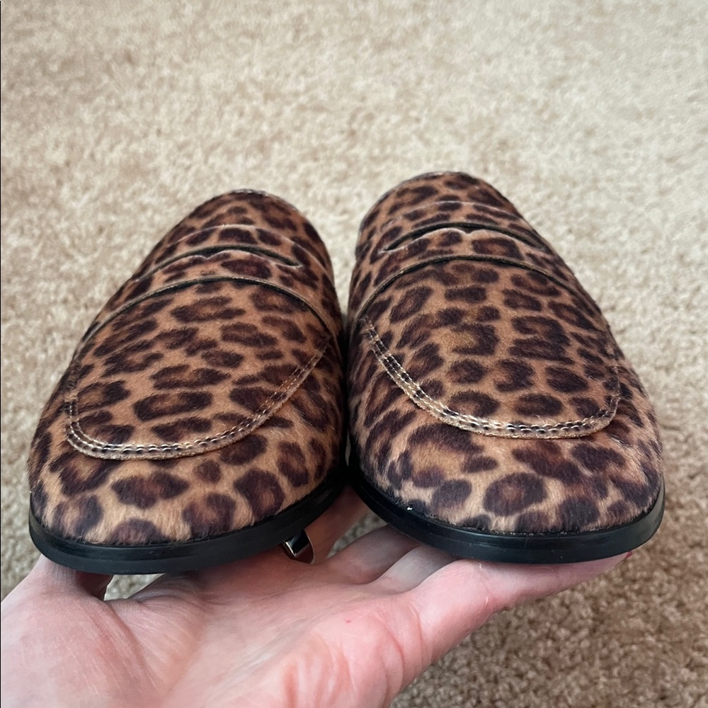NWT Banana Republic Leopard Mules - Picture 4 of 9